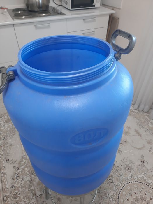 Продам бочку для воды 80л