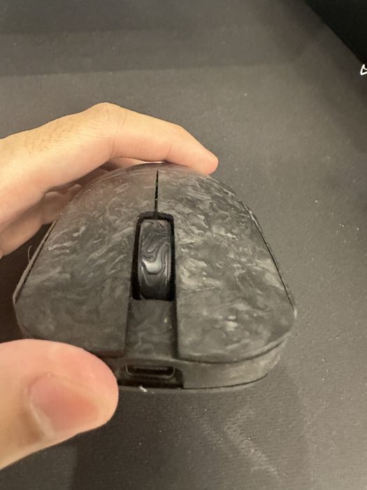 Продам игровой карбоновую мышку wlmouse ying