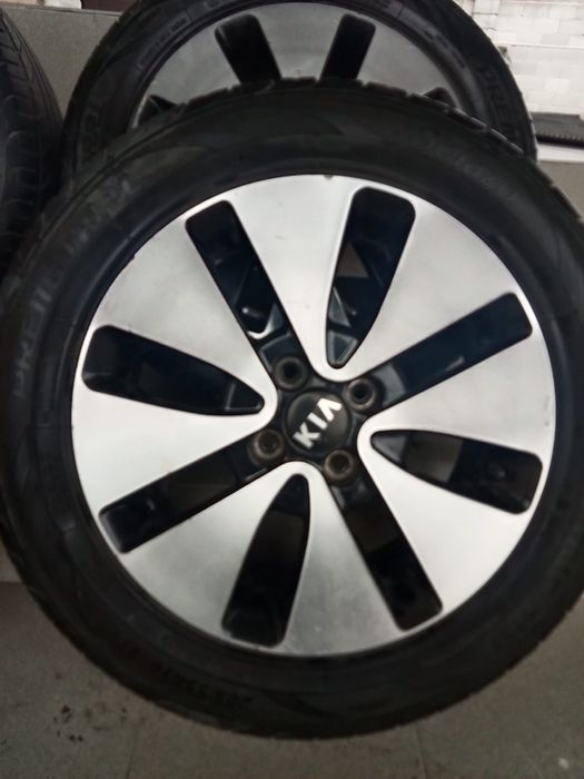 Продается диск с летней шиной R16