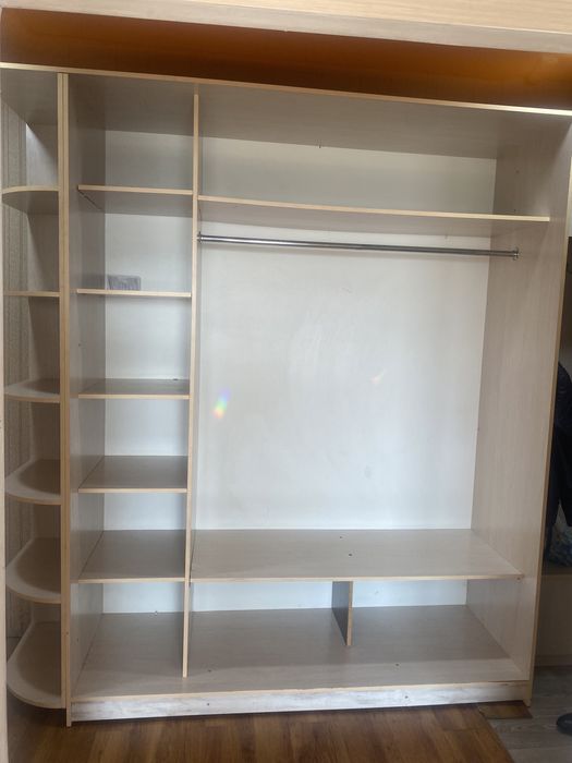 Шкаф для прихожей