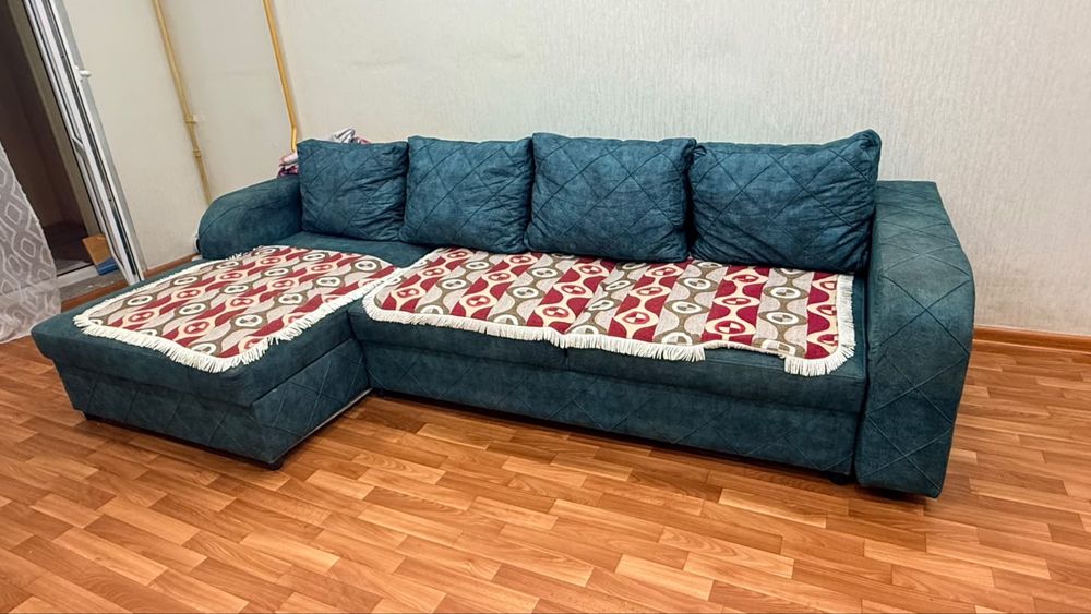 Продаю! Газ, стол и диван