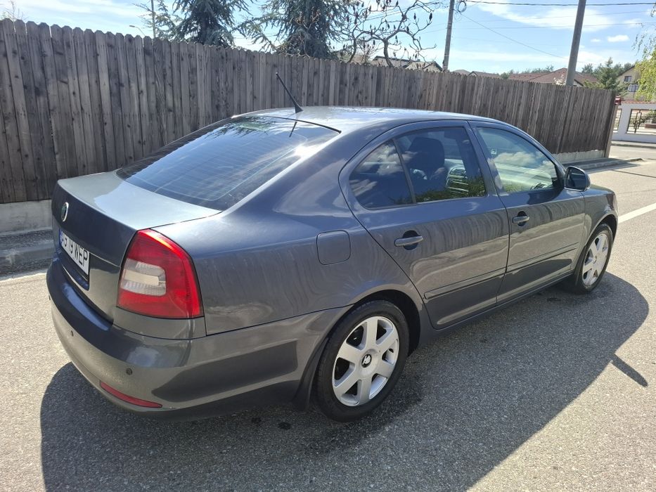 Skoda Octavia 1.6Mpi Gpl//2012
Benzina +Gpl 
An fabricație 12.2011
Euro 5
GPL valabil pana in 2030
Proprietar in acte de 3 ani
Geamuri electric