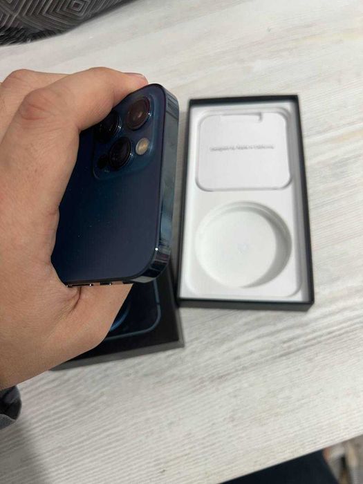 iPhone 12 Pro 256GB 88% pacific blue