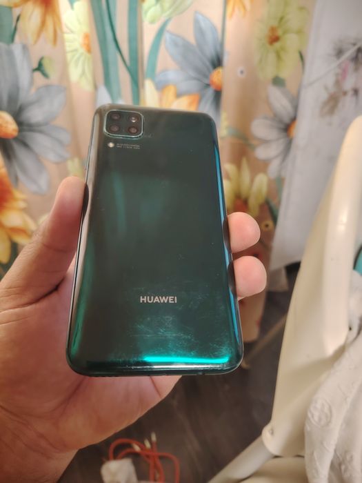 Huawei p40 lite .