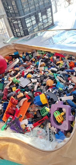 Продам конструкторы LEGO