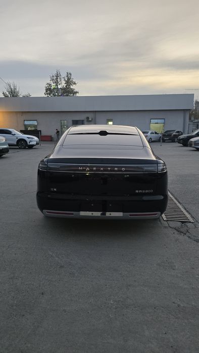 Maextro S800 REEV Executive 4-местный 3-моторный