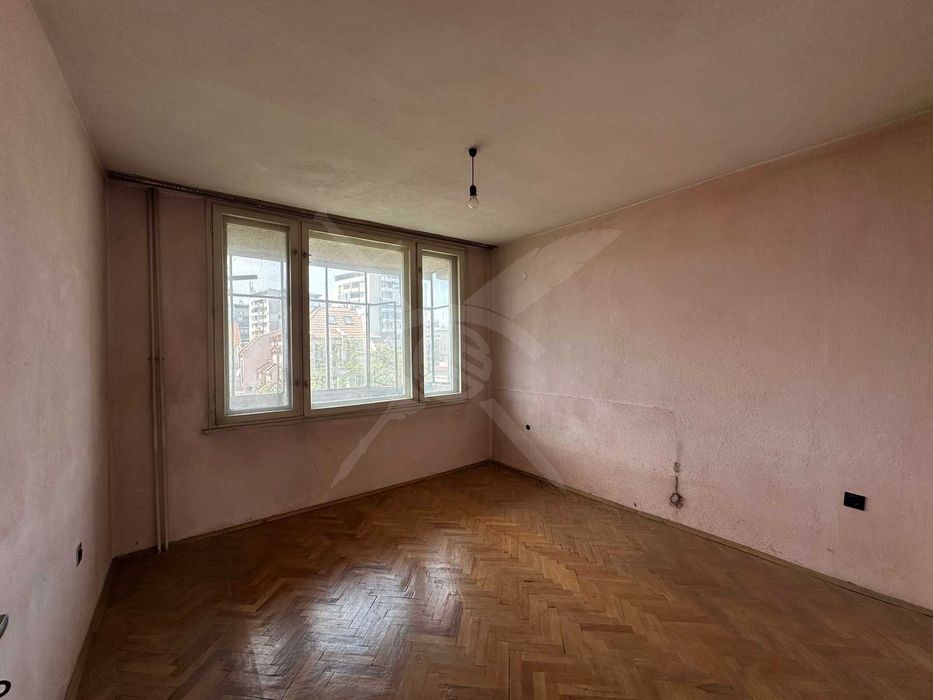 Дава се под наем Тристаен апартамент в Пловдив, Каменица 1 - 100 кв.м за 175000 € - Снимка #4