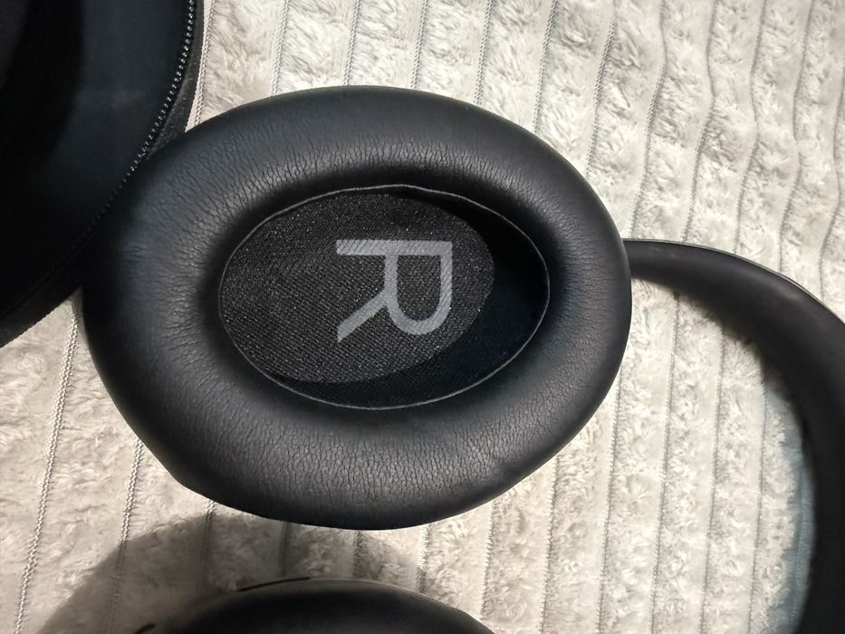 BOSE NC 700 wireless