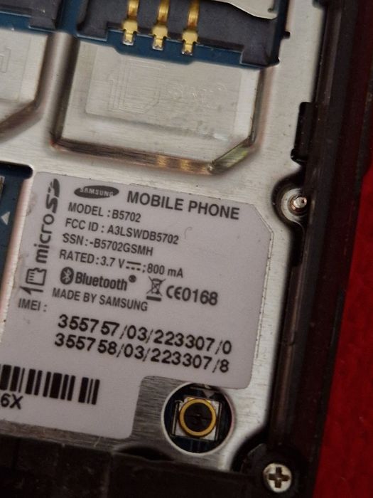 Telefon Samsung slide fara accesorii si fara capacul de la baterie