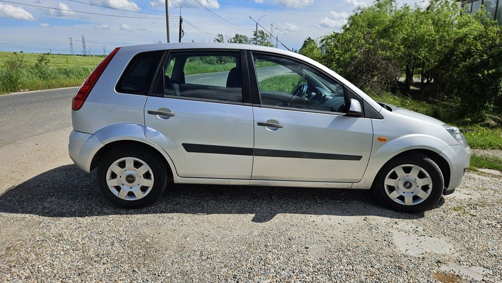 Ford Fiesta 1.4i 2007 Proprietar