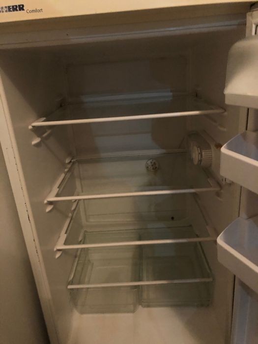 Продавам хладилник