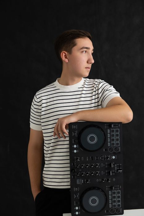 Dj на меропрития (свадьбы, день рождения, корпоративы и тд )