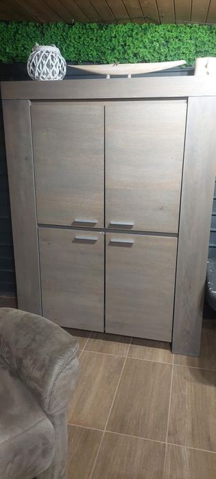 Dulap din Lemn in stare buna