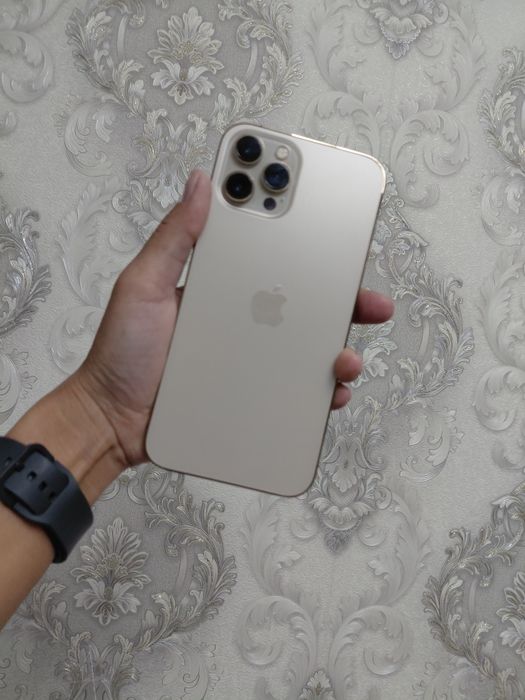 Айфон 12 про мах телефон