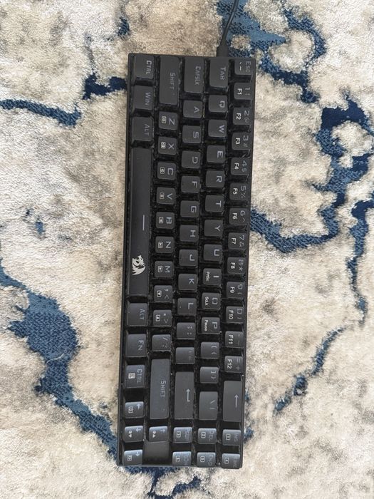 Tastatura gaming mecanica Redragon Deimos, format 65%, iluminare RGB, wireless 2.4GHz & wired USB-C, switch Red, Negru