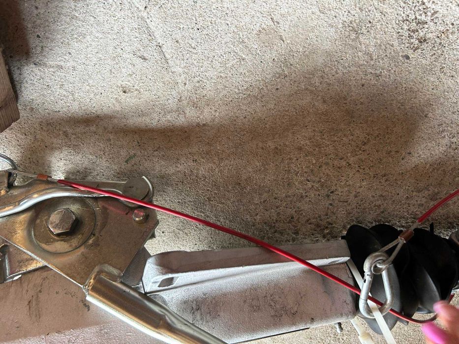 Анти вибрационен теглич за ремаркета и каравани