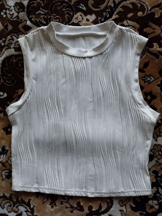 Продам кроп-топ р 44