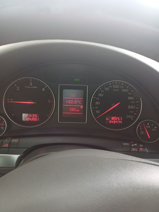 AUDI A4 2001 — imagine 4