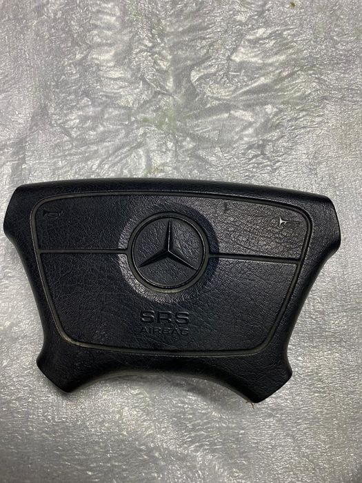 Продам запчасти на мерседес