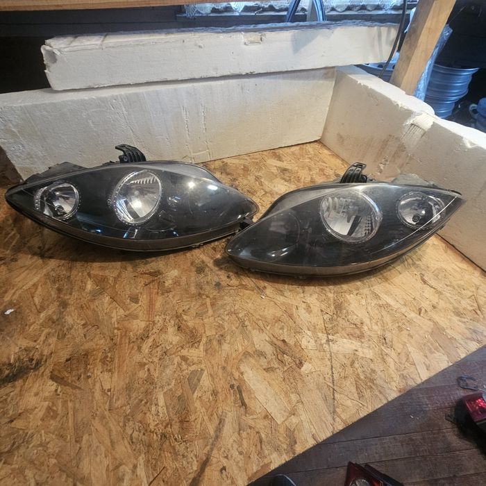 Фарове за Сеат Леон.