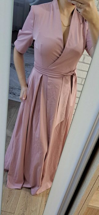 Платье в пол светлое