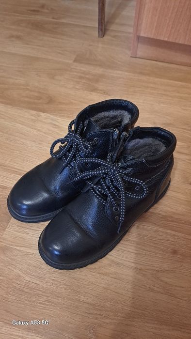 Отличные зимние ботинки