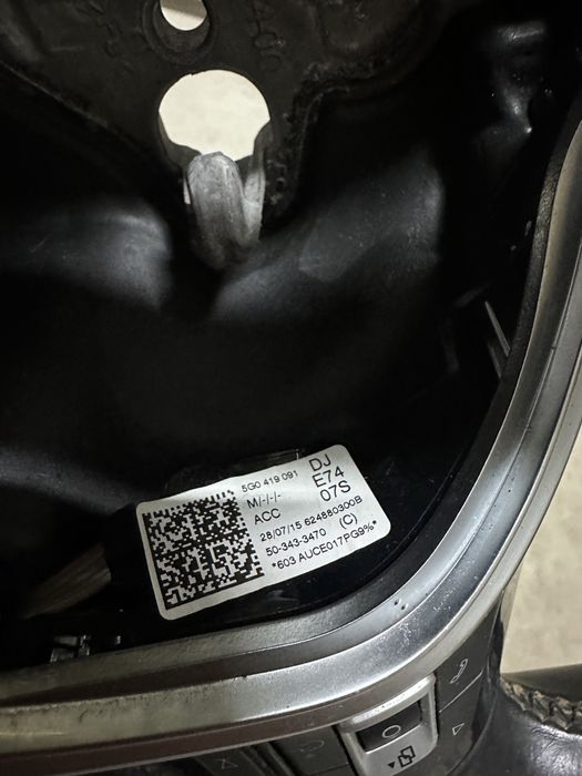 Volan piele cu comenzi fara airbag VW Passat B8 Golf 7 cod 5G0419091