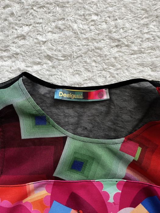 Стилна и цветна рокля Desigual