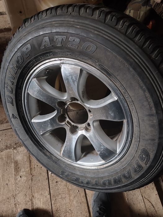 Продам запаску Тойота Прадо