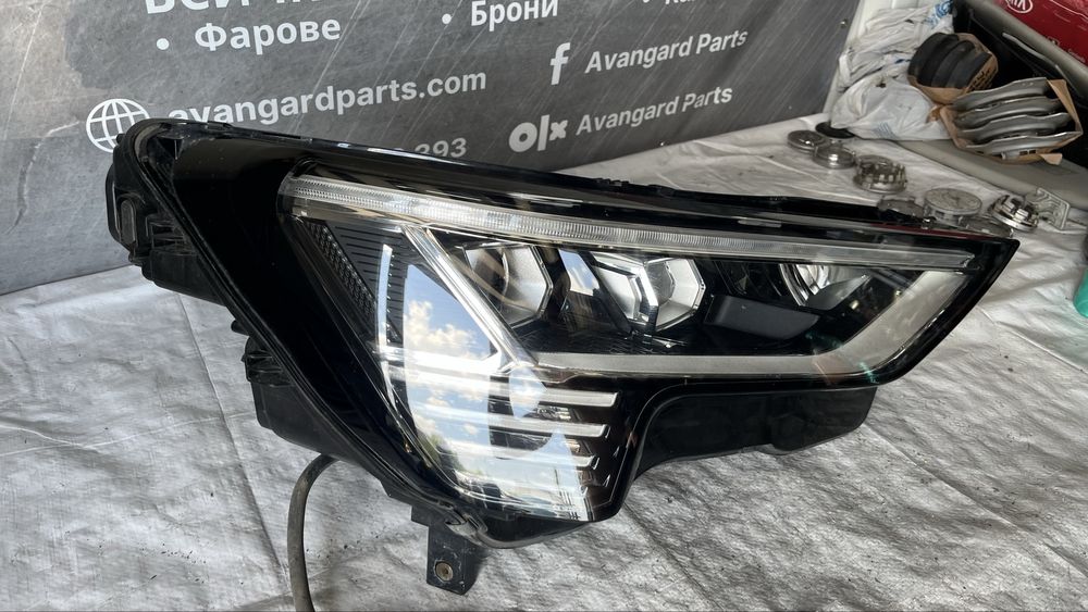 Десен фар Audi E-tron GT 2024