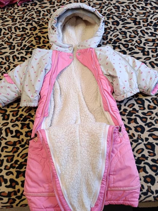 Продам зимний комбинезон для девочки!