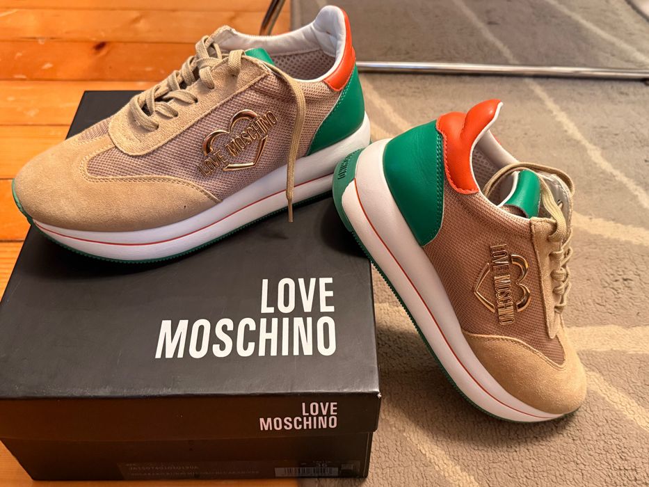 Спортни обувки с велур Love Moschino