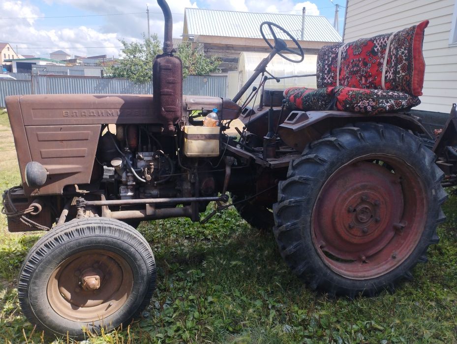 Продам трактор Т25