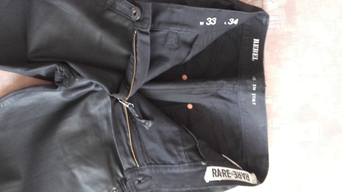 Pantaloni culoare neagra