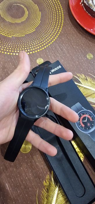 Vând ceas galaxy watch5 pro