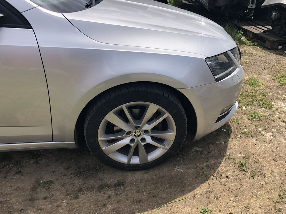 Oglinda laterala retrovizoare Skoda Octavia 3 facelift LA7W rabatare electrica la buton stanga dreapta 2.0 tdi DFC CRL CRLB DFCA SGH PFM CKF