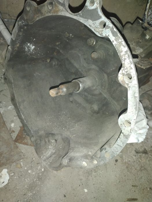 ISUZU коробка продам