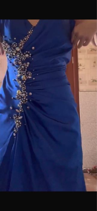 Продам платье вечернее нарядное
