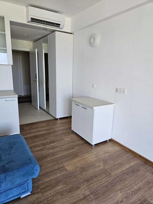 Camere cu vedere la mare de vanzare