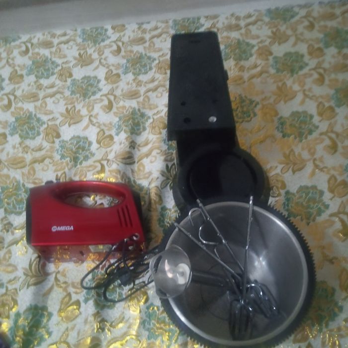 Миксер сотилади срочна