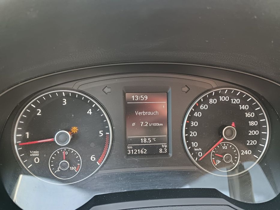 Vand Volkswagen Sharan 2012