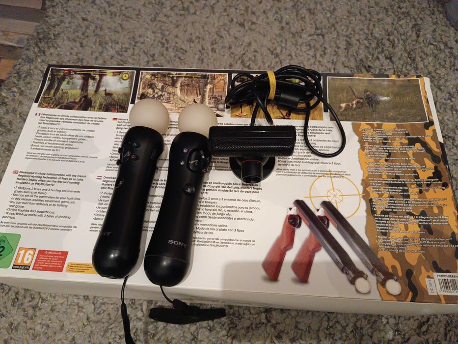 Set 2 manete PlayStation move, 2 puști, joc Hunter s Trophy PS3 PS 3