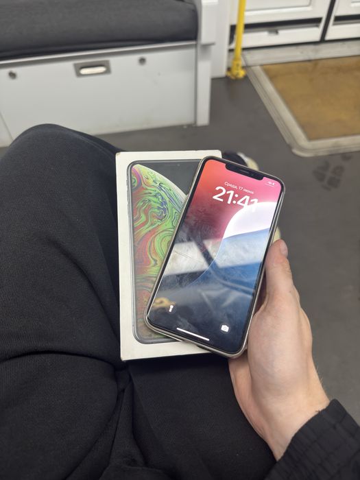iPhone XS Max 64GB Space Gray (Полный комплект)
