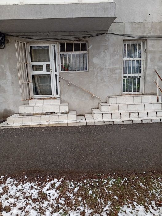 Apartament 2 camere Spatiu Comercial