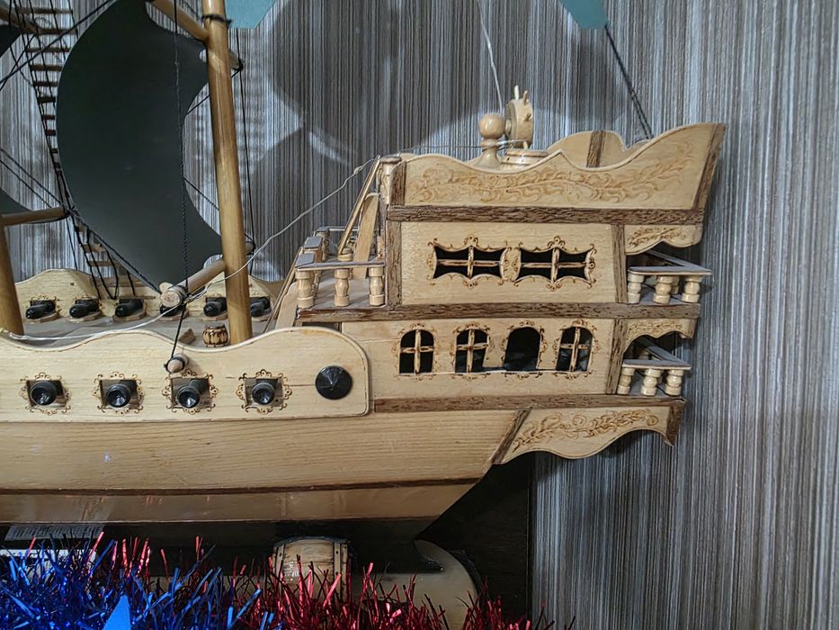Корабль ручной работы