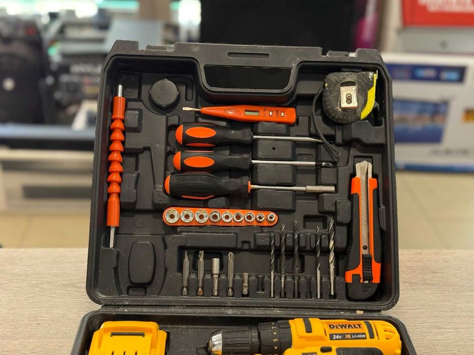 Винтоверт DeWalt