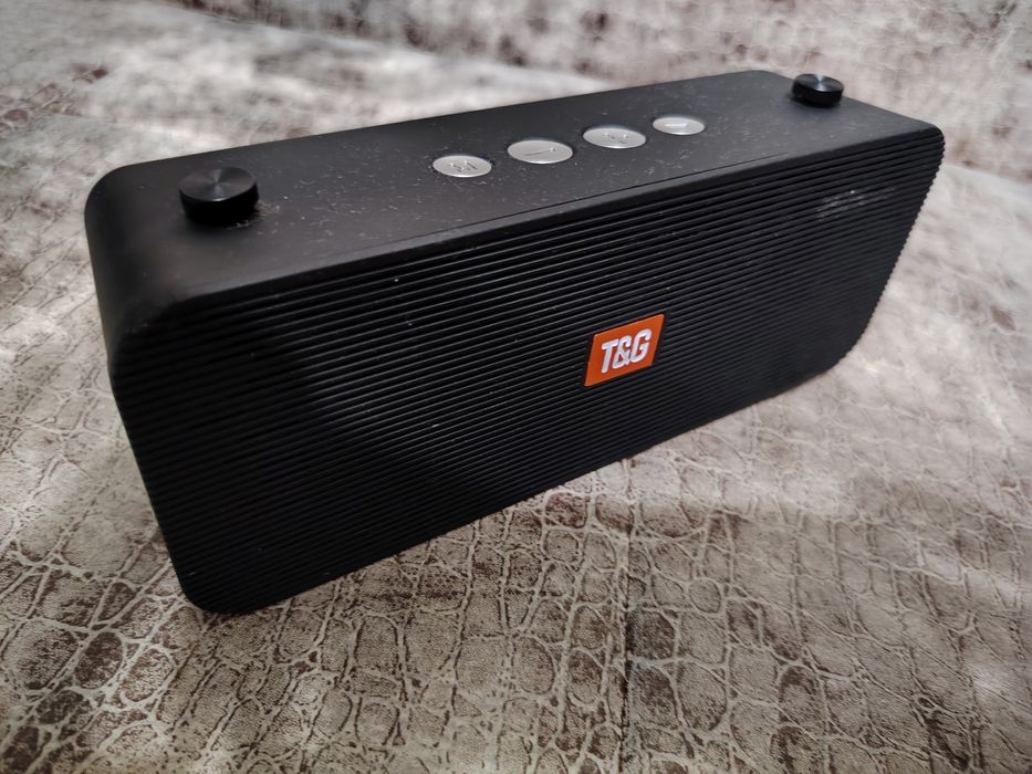 Продам блютуз колонку T&G