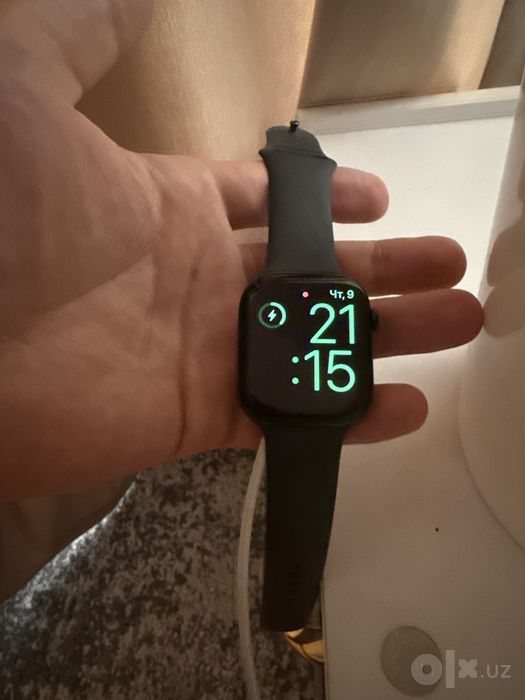 Apple Watch Series 10 — 46 мм