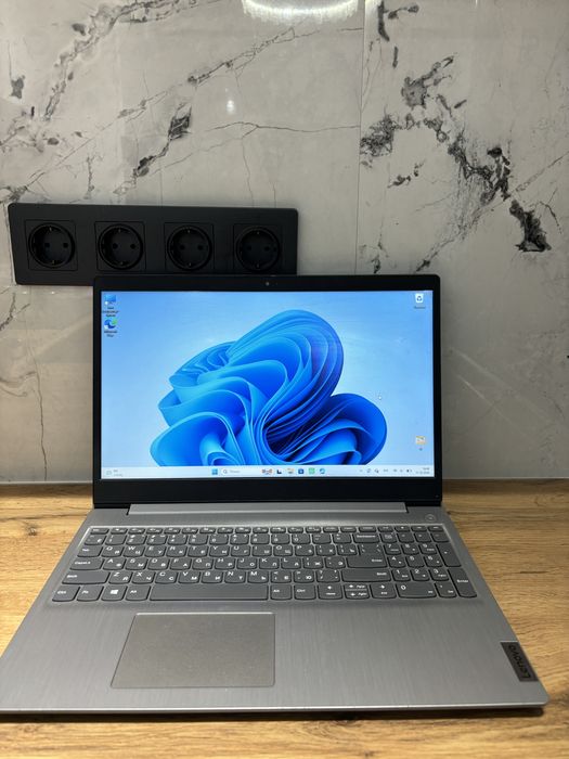 Продам ноутбук Lenovo IdeaPad 3