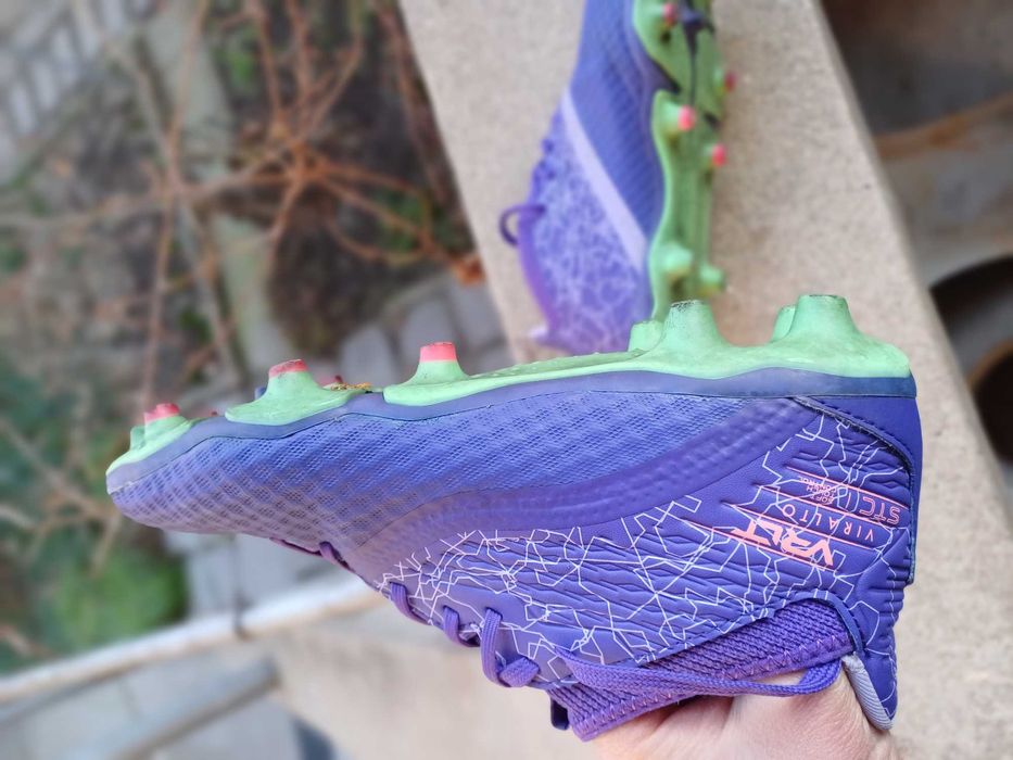 Футболни обувки KIPSTA 38 номер